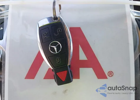 2013 Mercedes-Benz C 250 Luxury/Sport из США, поврежденный, VIN WDDGF4HB2DA805935